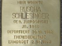 Stolperstein Ruscha Schlesinger Bild: Stolpersteine-Initiative CW, Hupka