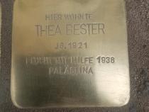 Stolperstein Thea Bester © Initiative Mitte