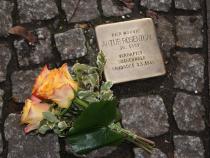Stolperstein für Artur Rosenthal. Fotorechte: Familienbesitz.