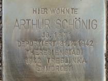 Stolperstein Arthur Schönig © Museum Neukölln