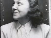 Vera E. Birkenfeld, um 1940. Foto: Jüdisches Museum Berlin, Jens Ziehe.